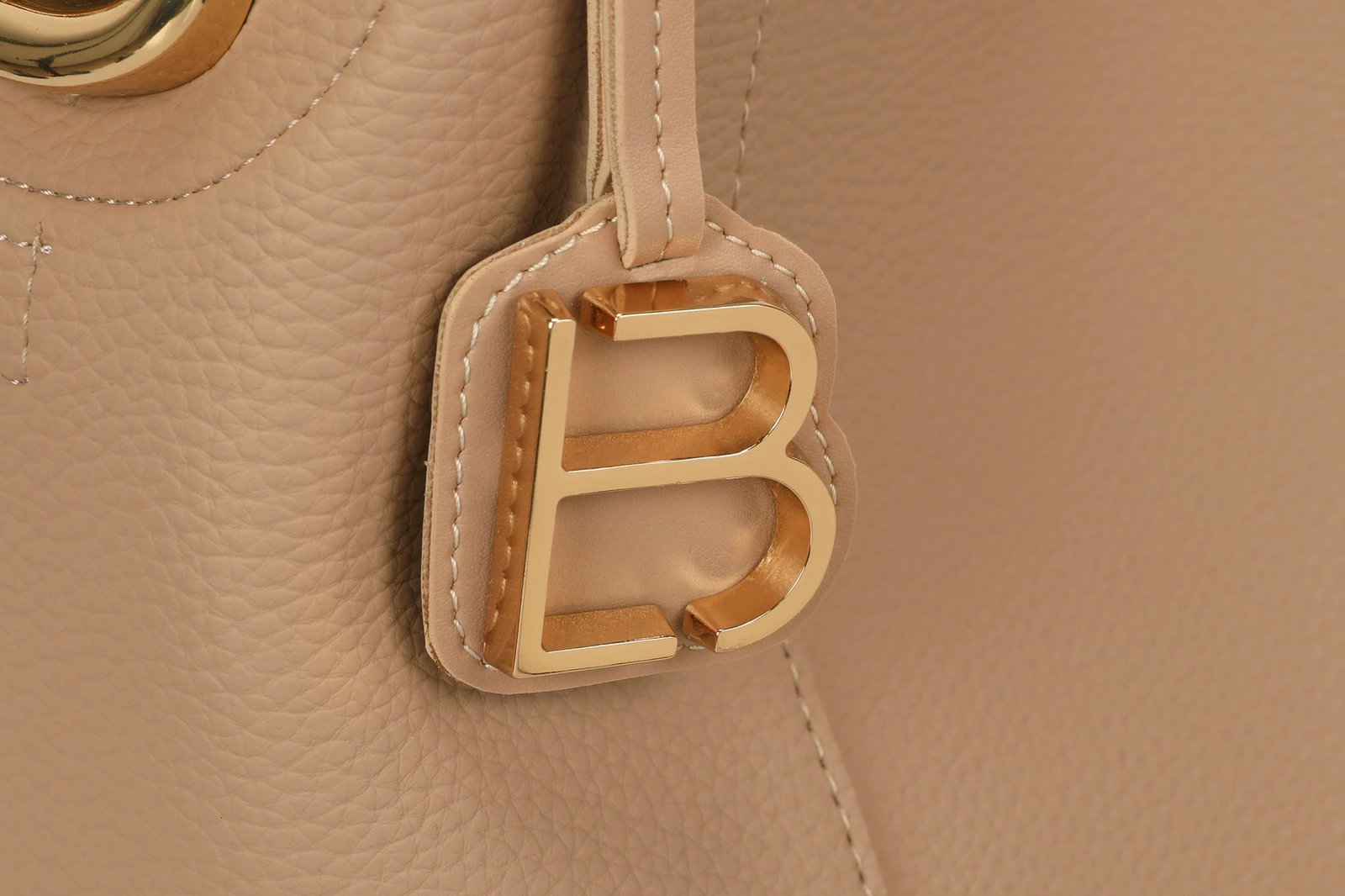 Çantë shpine Lucky Bees, ngjyrë camel, 297