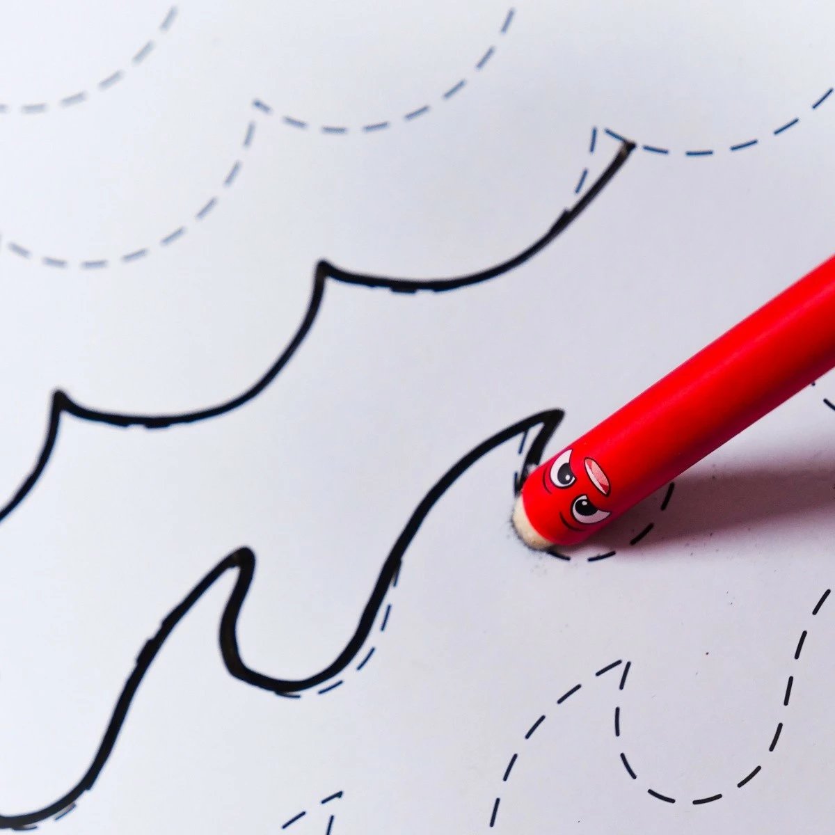 set edukativ shkrimi, Lisciani 304-PL97081, stilolaps ergonomik, 18 tabela, 3+