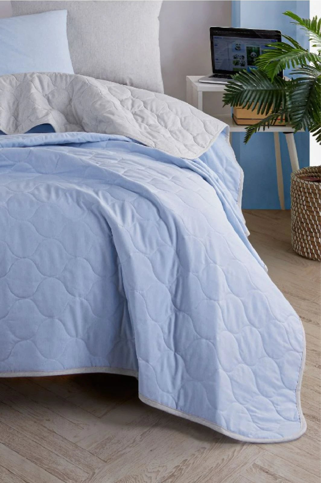 Set mbulesë krevati teke, L'essentiel, ngjyrë e kaltër e çelët dhe gri Set mbulesë krevati teke, L'essentiel, ngjyrë e kaltër e çelët dhe gri