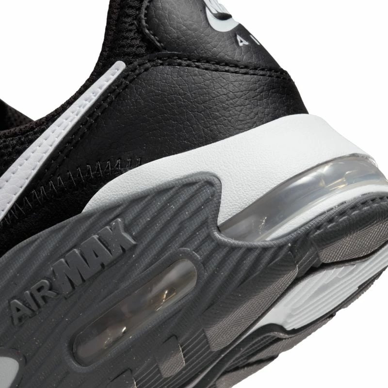 Këpucë Nike për femra, të zeza