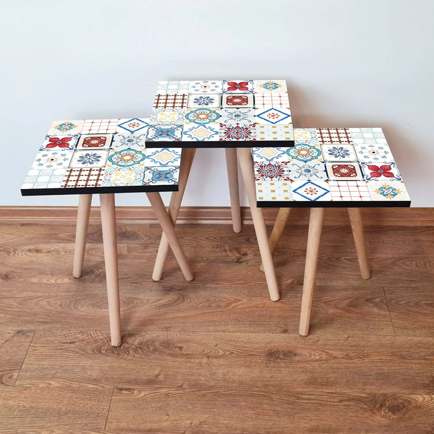 Set tavolina të mbivendosshme, shumëngjyrëshe, Skye Decor, 3Shp398, 3 copë