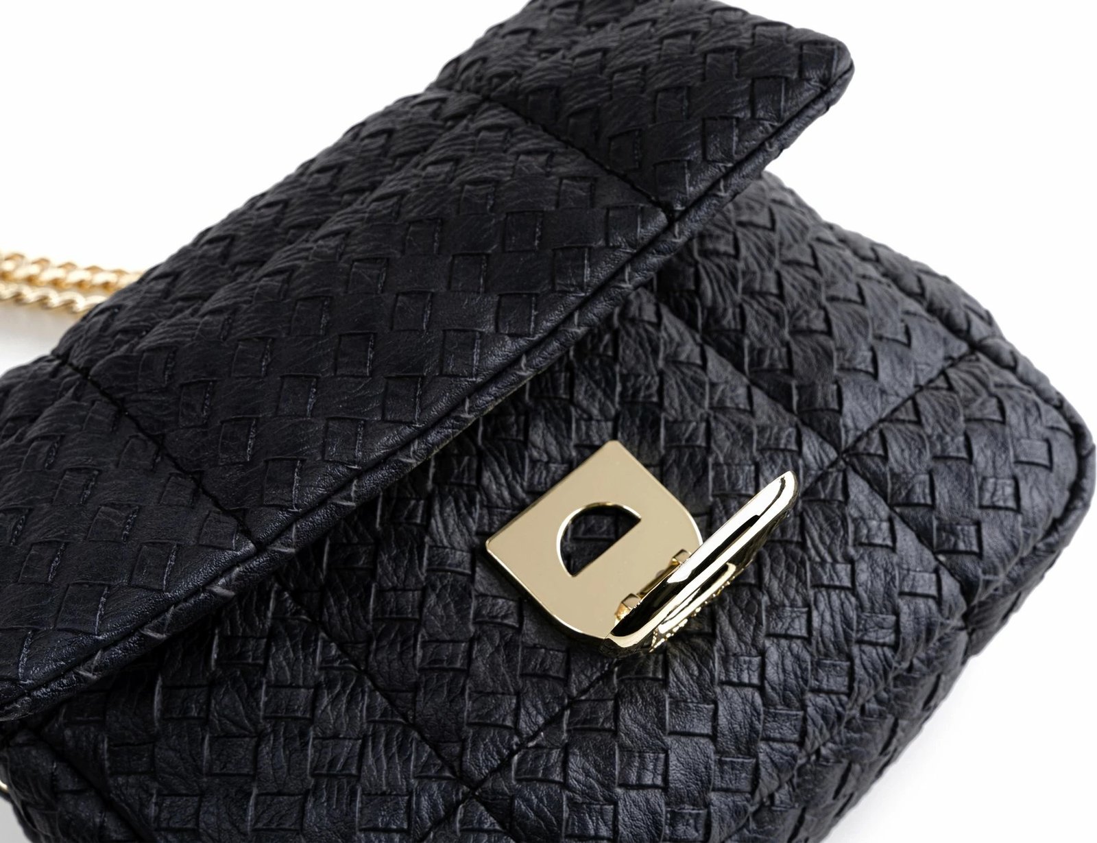 Çantë krahu Vince Camuto, Bologna, teksturë e zezë