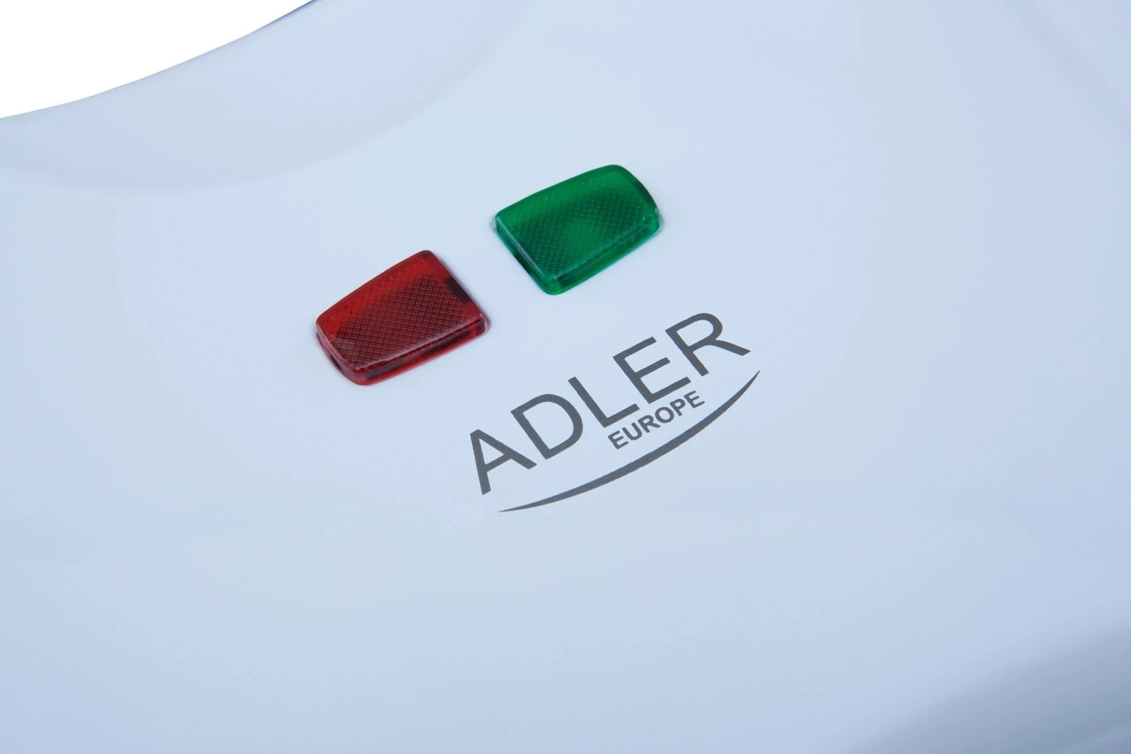 Hekur për waffle Adler AD 311, 700 W, Zi, Bardhë