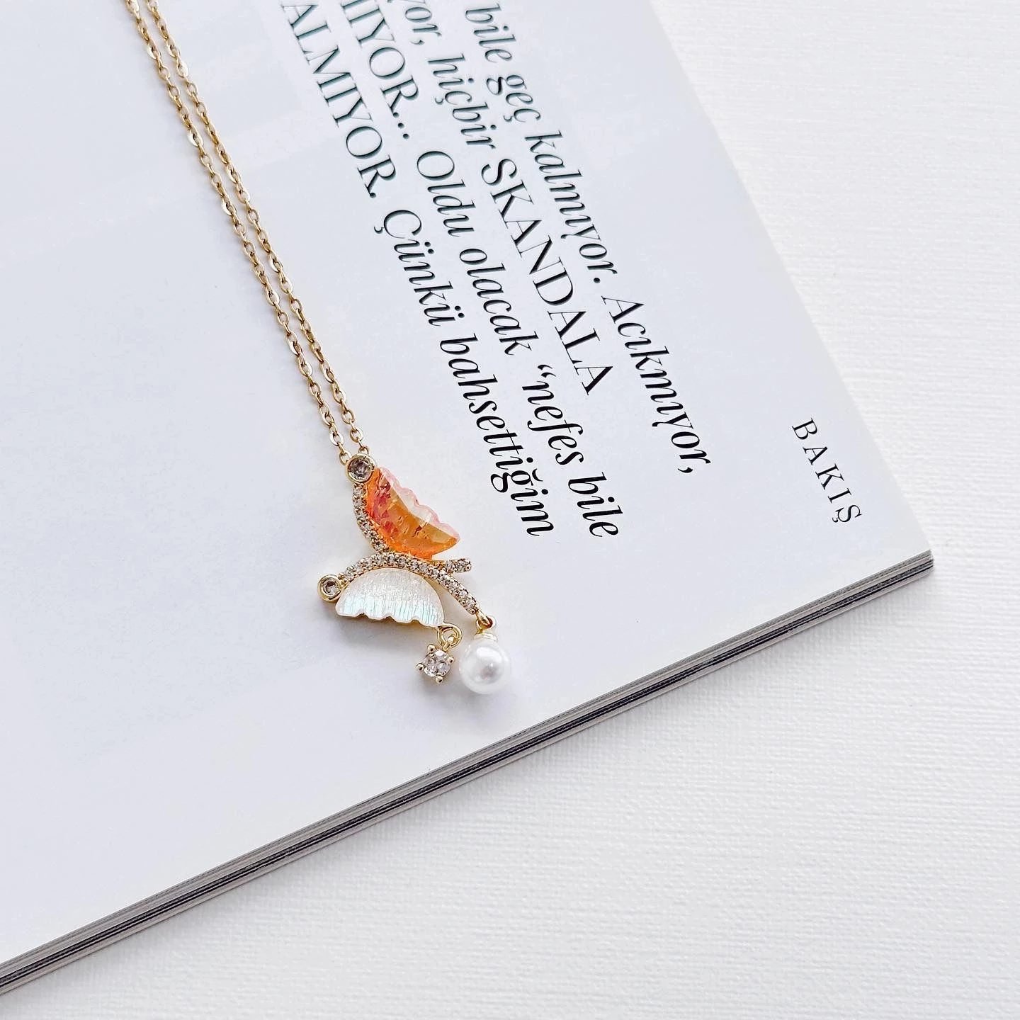 Varëse çeliku, ngjyrë portokalli dhe ari, Jumeon, Pollan