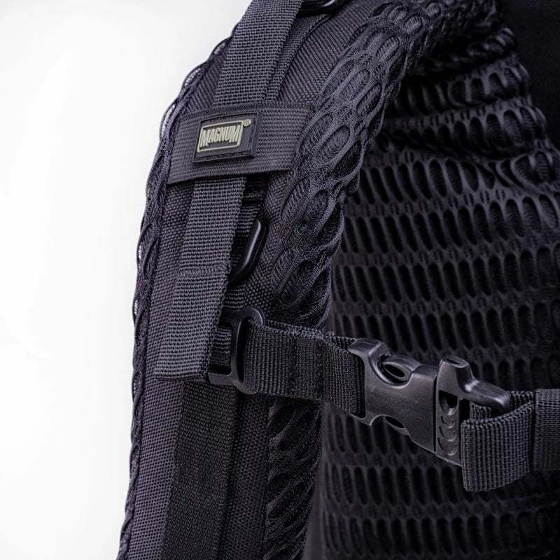Çantë shpine Magnum unisex, e zezë Çantë shpine Magnum unisex, e zezë