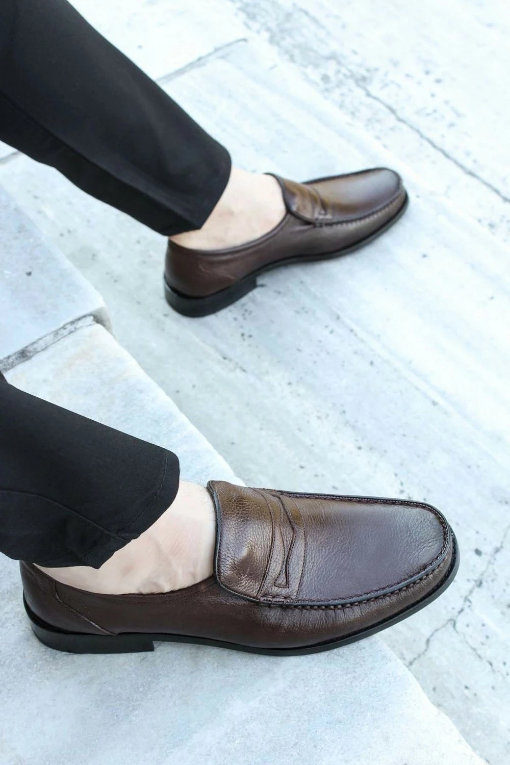 Këpucë klasike për meshkuj Fast Step 932MA725, të zeza