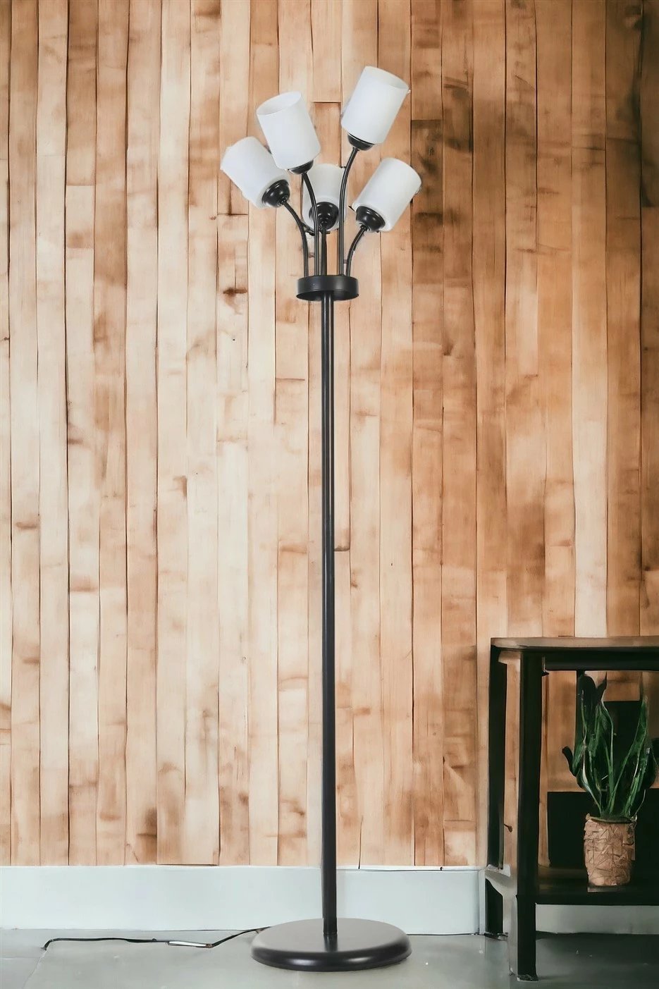 Llambë dyshemeje Opviq, 8815-3, e zezë dhe e bardhë