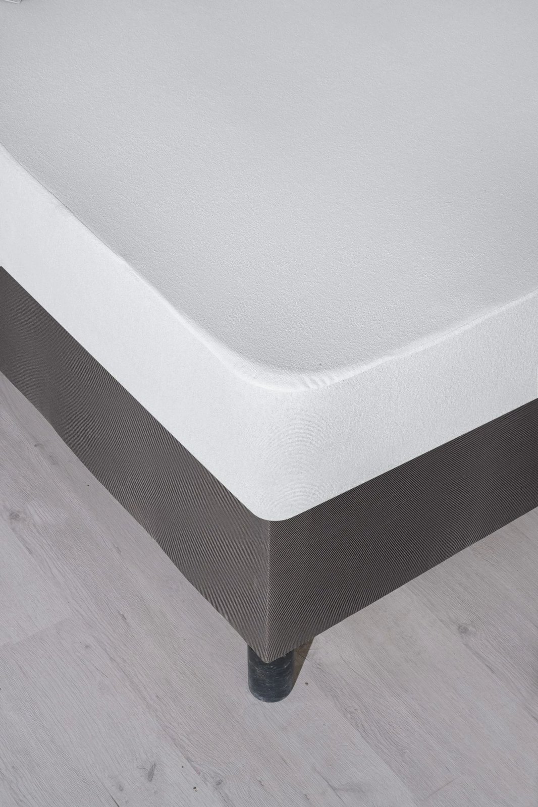 Mbrojtës për shtrat tek, ngjyrë e bardhë, L'Essentiel Linge de Maison, Alez v2 Fitted Pol, 90x200cm