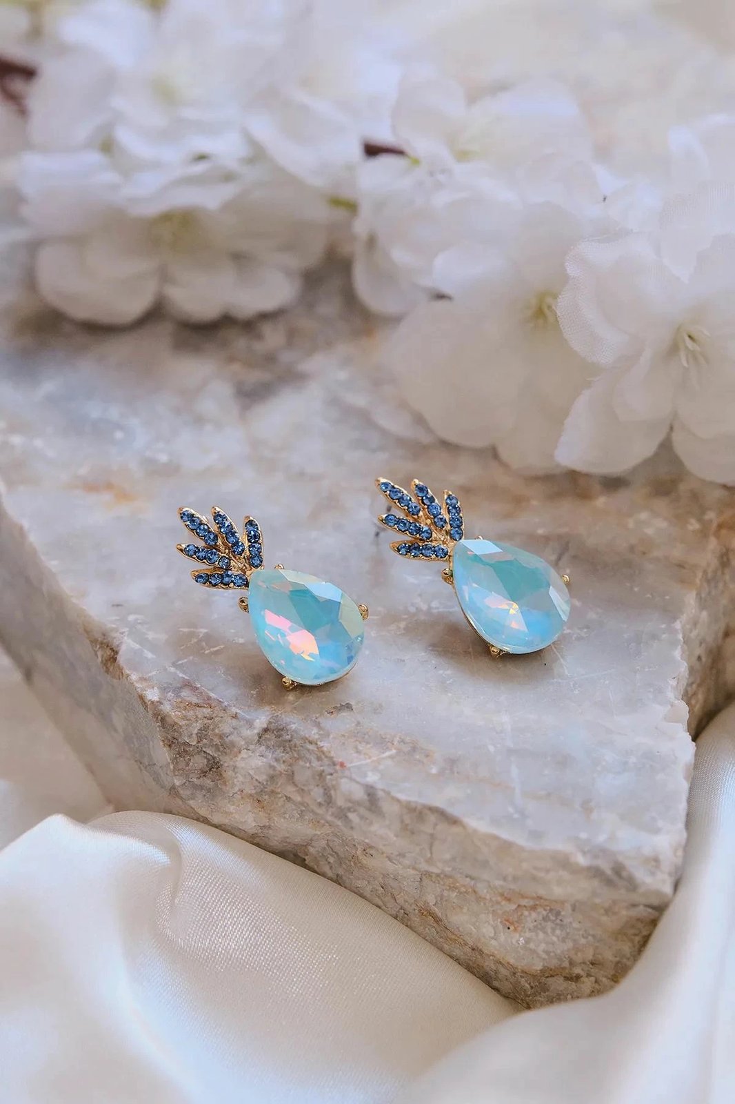 Vathë Jumeon, ngjyrë ari, Gld-Mavannskp