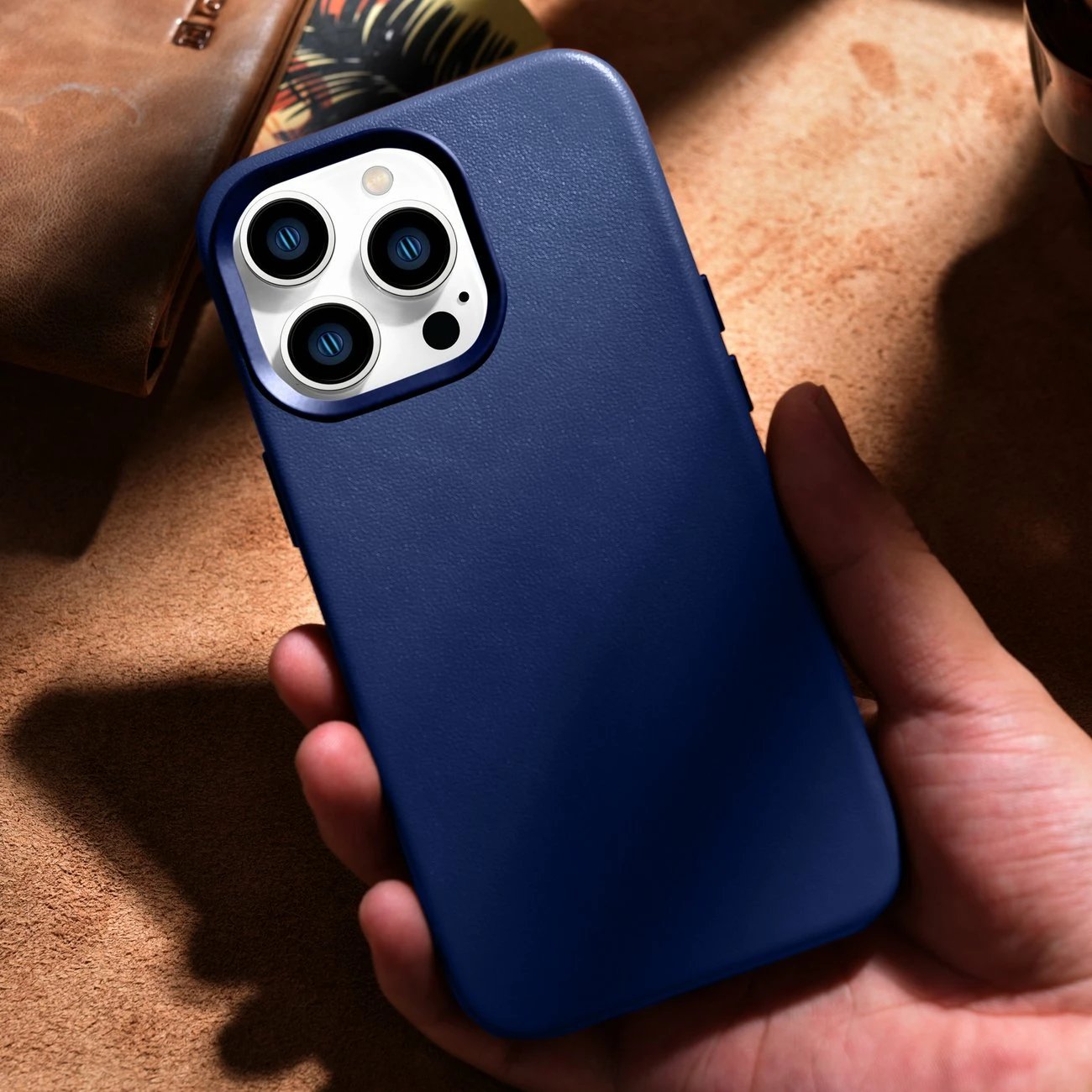 Mbështjellës iCarer për iPhone 14 Pro Max, lëkurë natyrale, MagSafe, kaltër