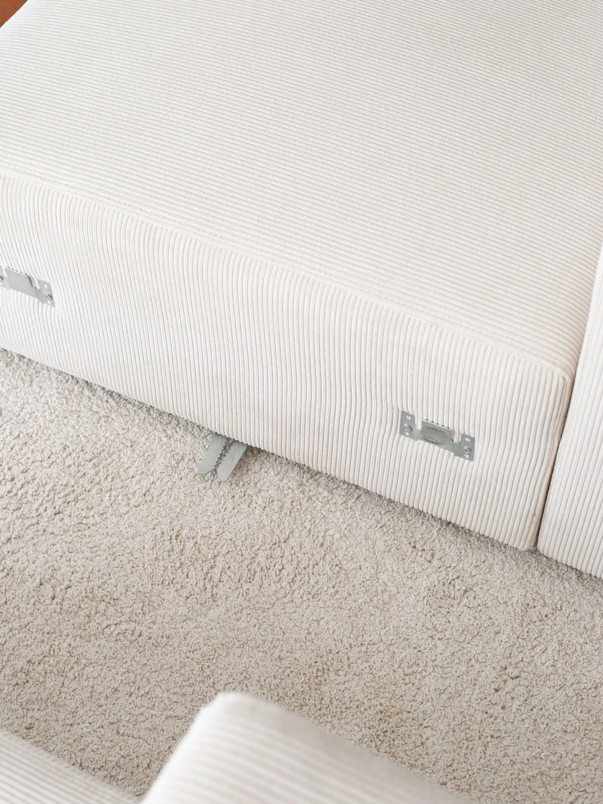 Divan treshe Atelier del Sofa, Yolo, i bardhë