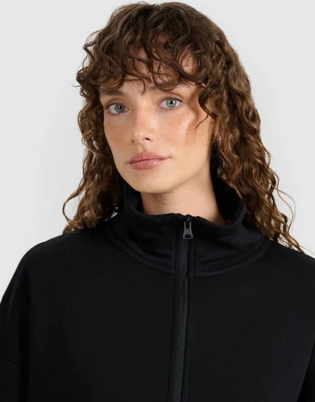 Duks për femra 4F, i zi