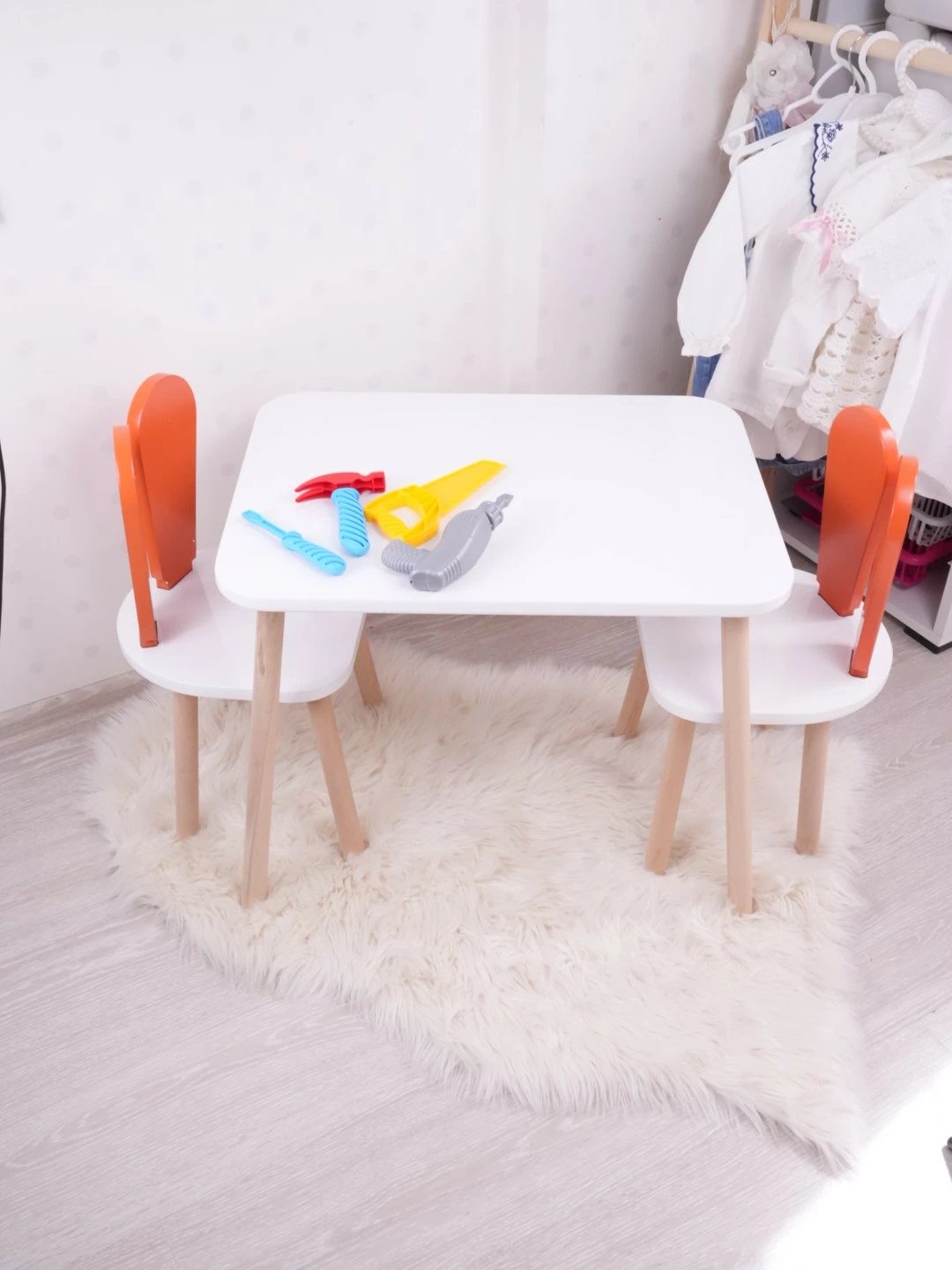Set tavoline për fëmijë Hanah Home, Bunny, një karrige, portokalli, e bardhë