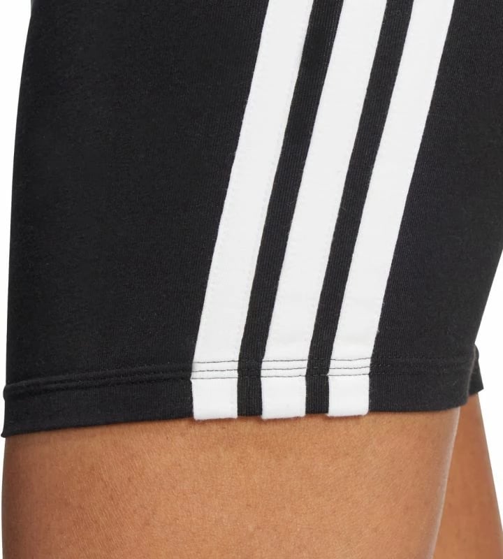 Shorce për femra adidas, të zeza