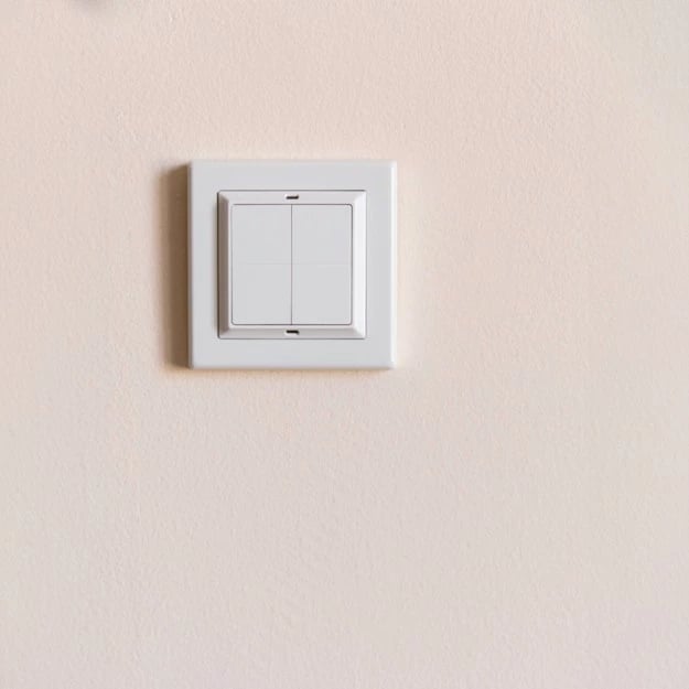 Switch Shelly BLU Wall 4 Adapter Gira & Merten, ngjyrë fildishi