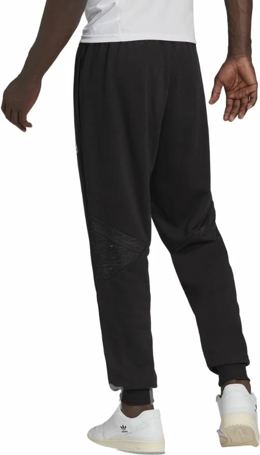 Pantallona sportive adidas për meshkuj, të zeza