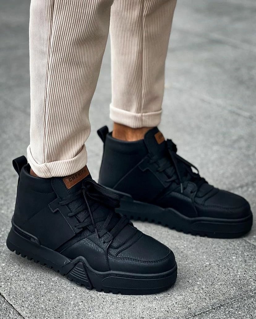 Këpucë për meshkuj, Chekich 057 GSST Ghost Line