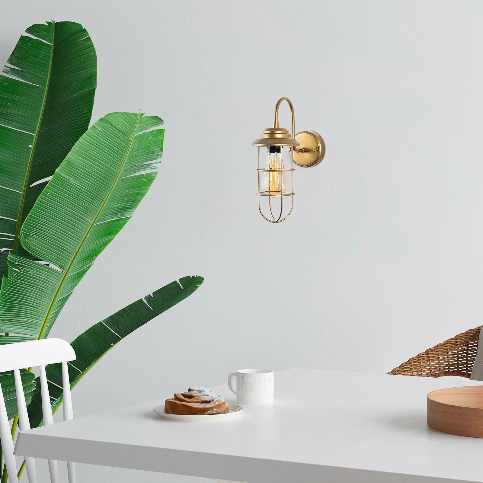 Llambë muri Opviq, mahoni, ngjyrë ari, 13206 Llambë muri Opviq, mahoni, ngjyrë ari, 13206