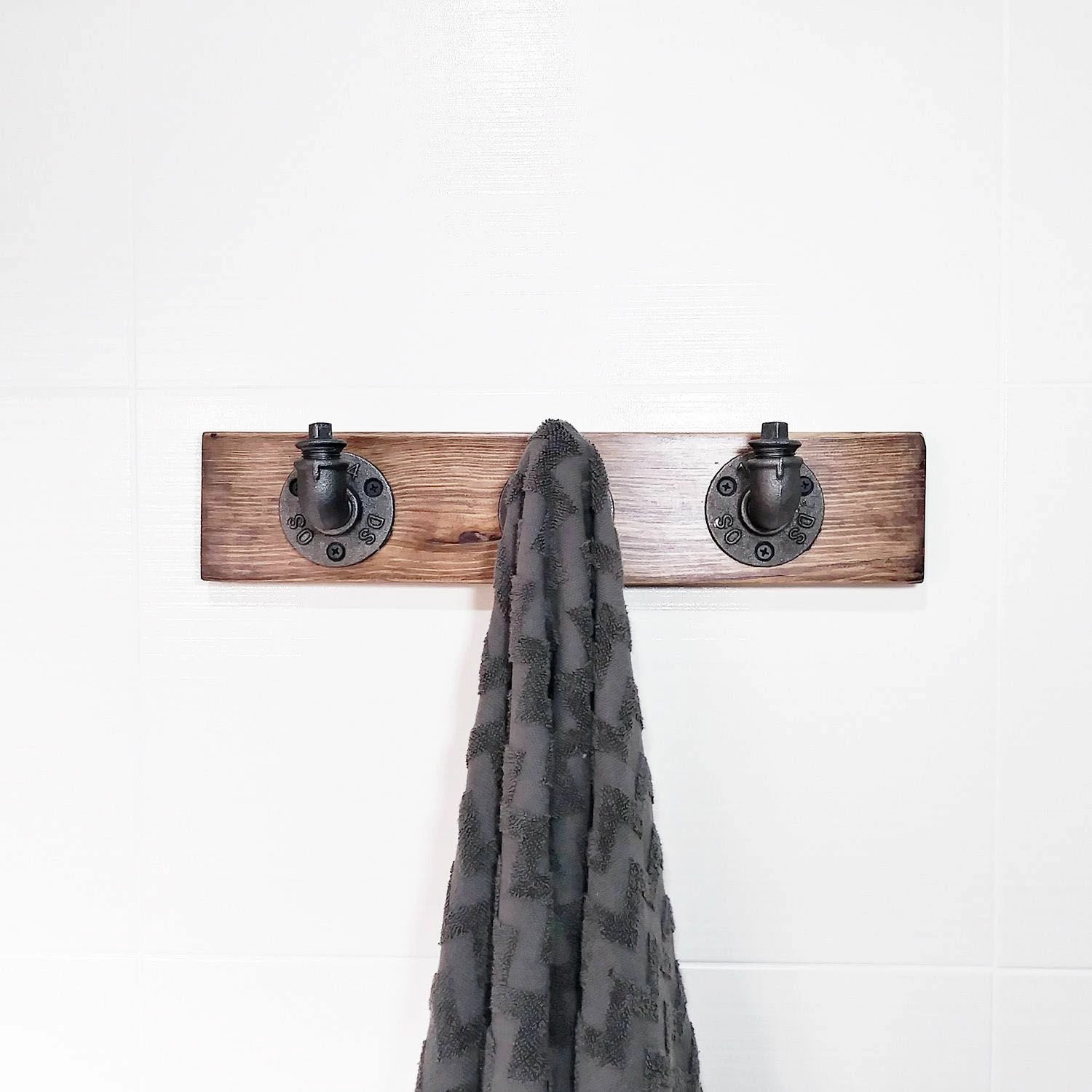 Varëse muri industriale, dru bredhi, ngjyrë arre dhe e zezë, Boruraf038