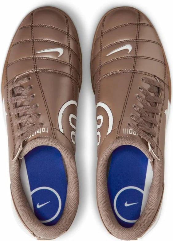 Atlete futbolli Nike Total 90 IC