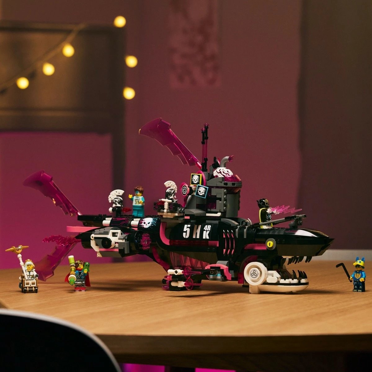 Set LEGO DREAMZzz Nightmare Shark Submarine 71500, 1413 pjesë, për fëmijë 9+