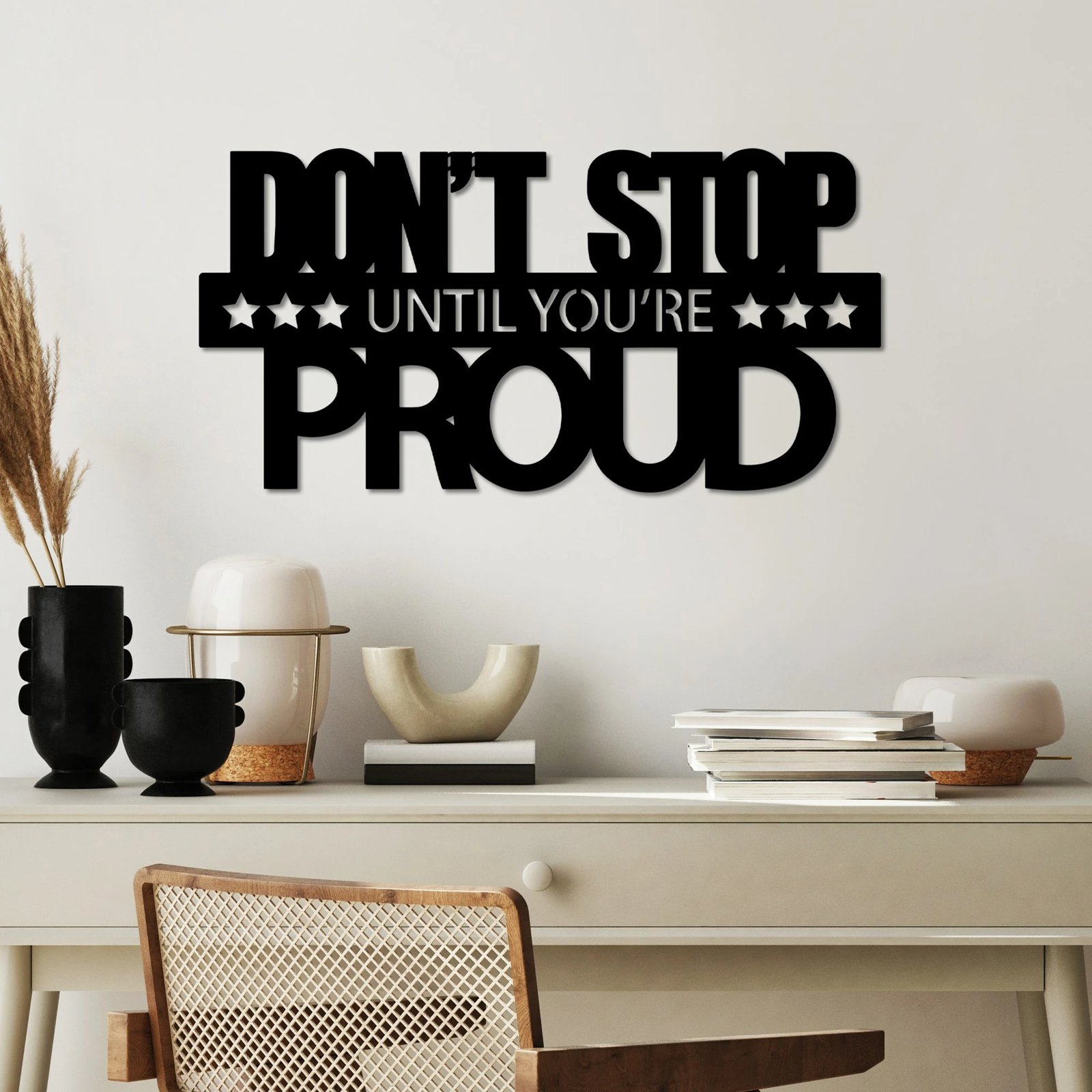 Aksesor dekorativ metalik për mur, Wallity, Don't Stop Until You're Proud, ngjyrë e zezë, 60x30cm