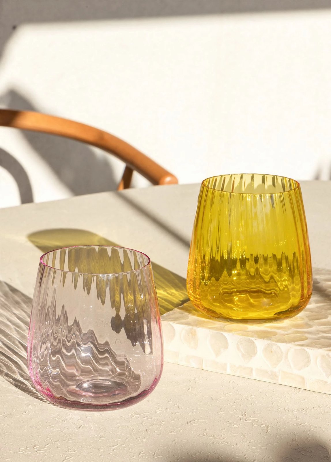 Gotë qelqi rozë, BRD0128