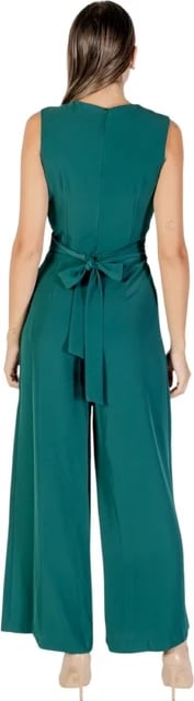 Kominoshe Rinascimento femra, e gjelbër Kominoshe Rinascimento femra, e gjelbër