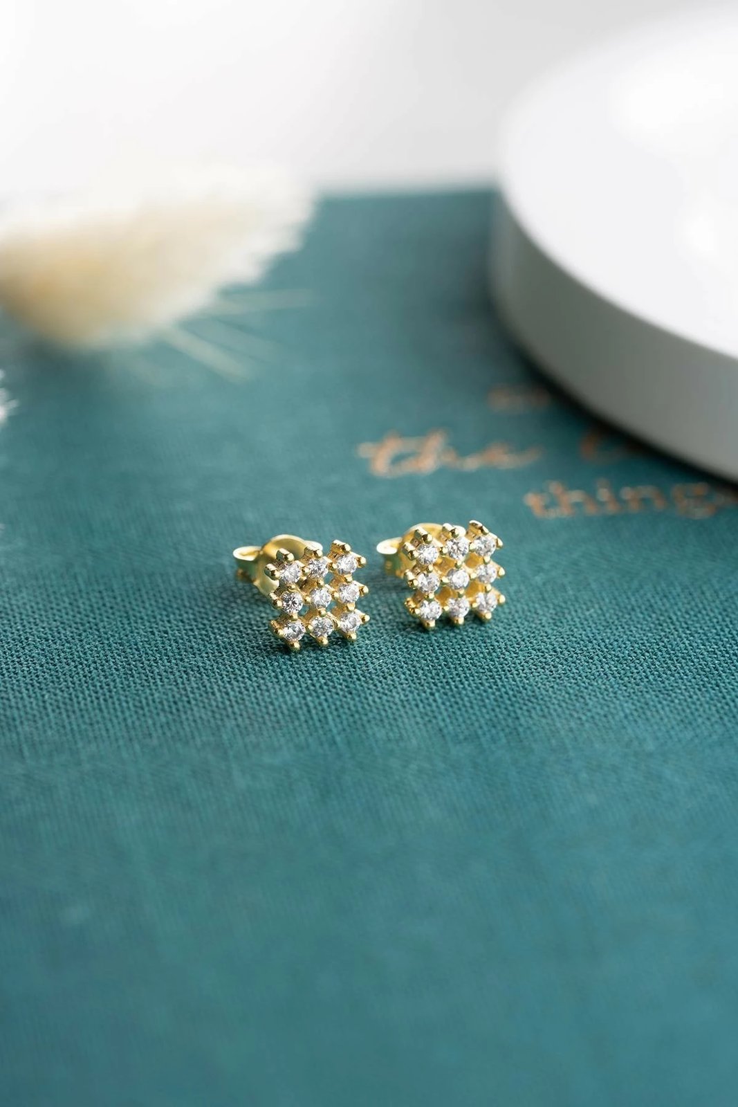 Vathë argjendi ngjyrë ari, Jumeon, NRZ999764