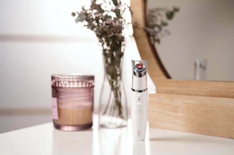 Masazhator për Zonën e Syve me Dritë të Kuqe dhe Terapi Termike  ETA FENITÉ 335390000