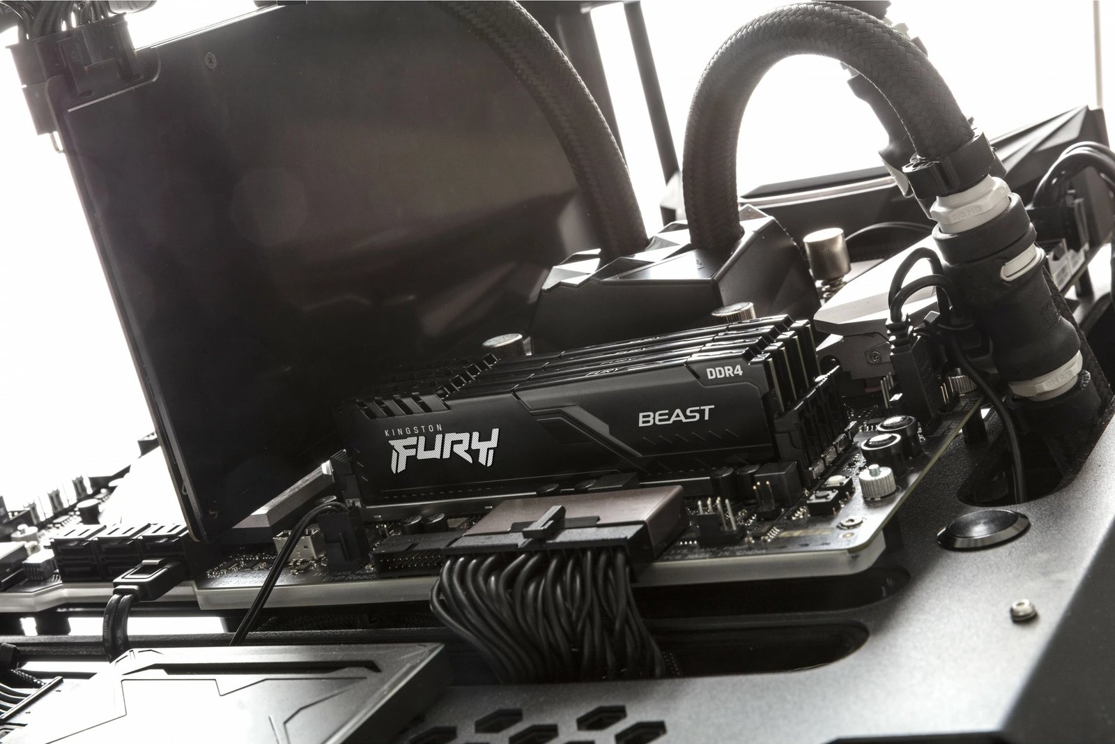 RAM Memorje Kingston FURY Beast 16GB 3600MT/s DDR4 CL17 DIMM (Kit of 2) e zezë