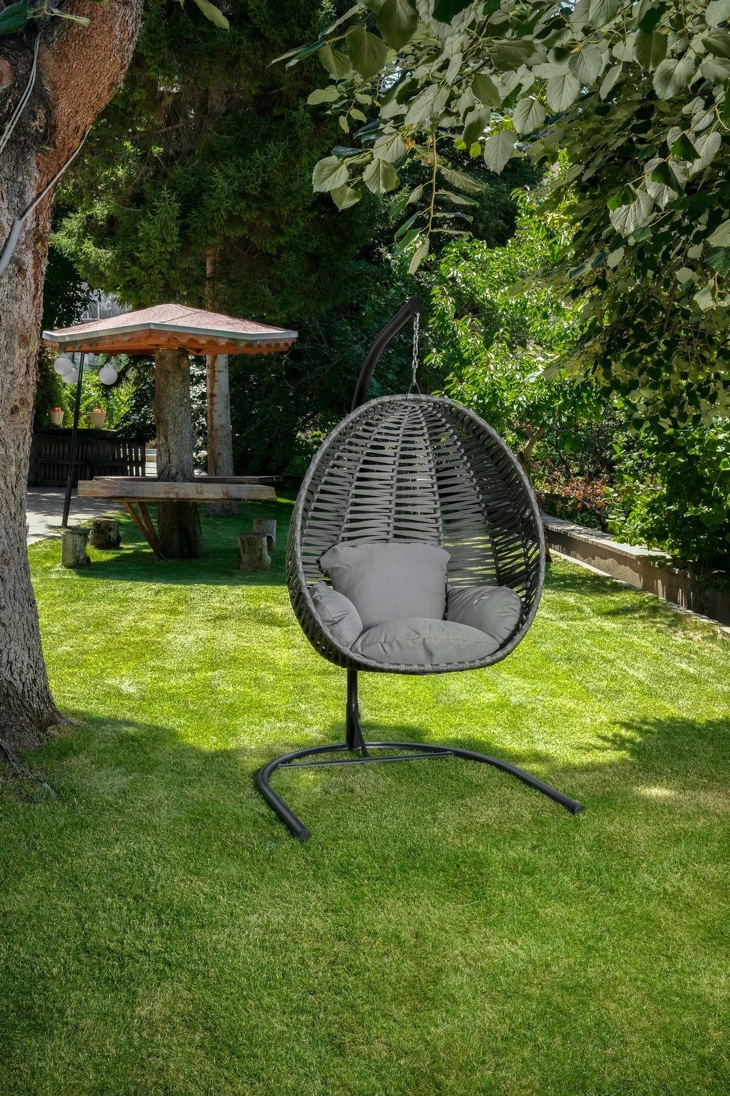 Karrige lëkundëse për kopsht, ngjyrë gri, Hanah Home, një vend