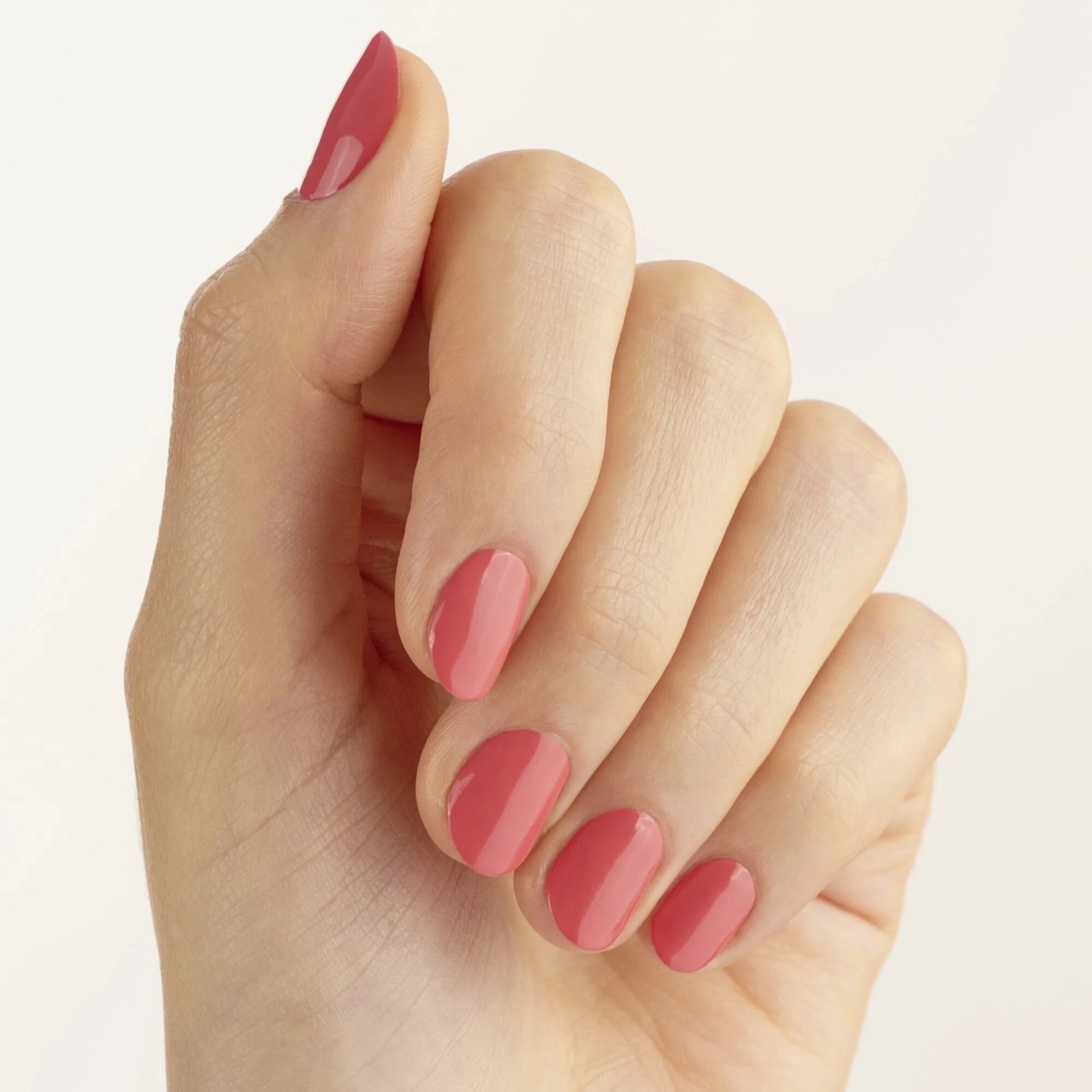 Llak për thonj Essence no. 52 Coral Me Maybe, 8 ml