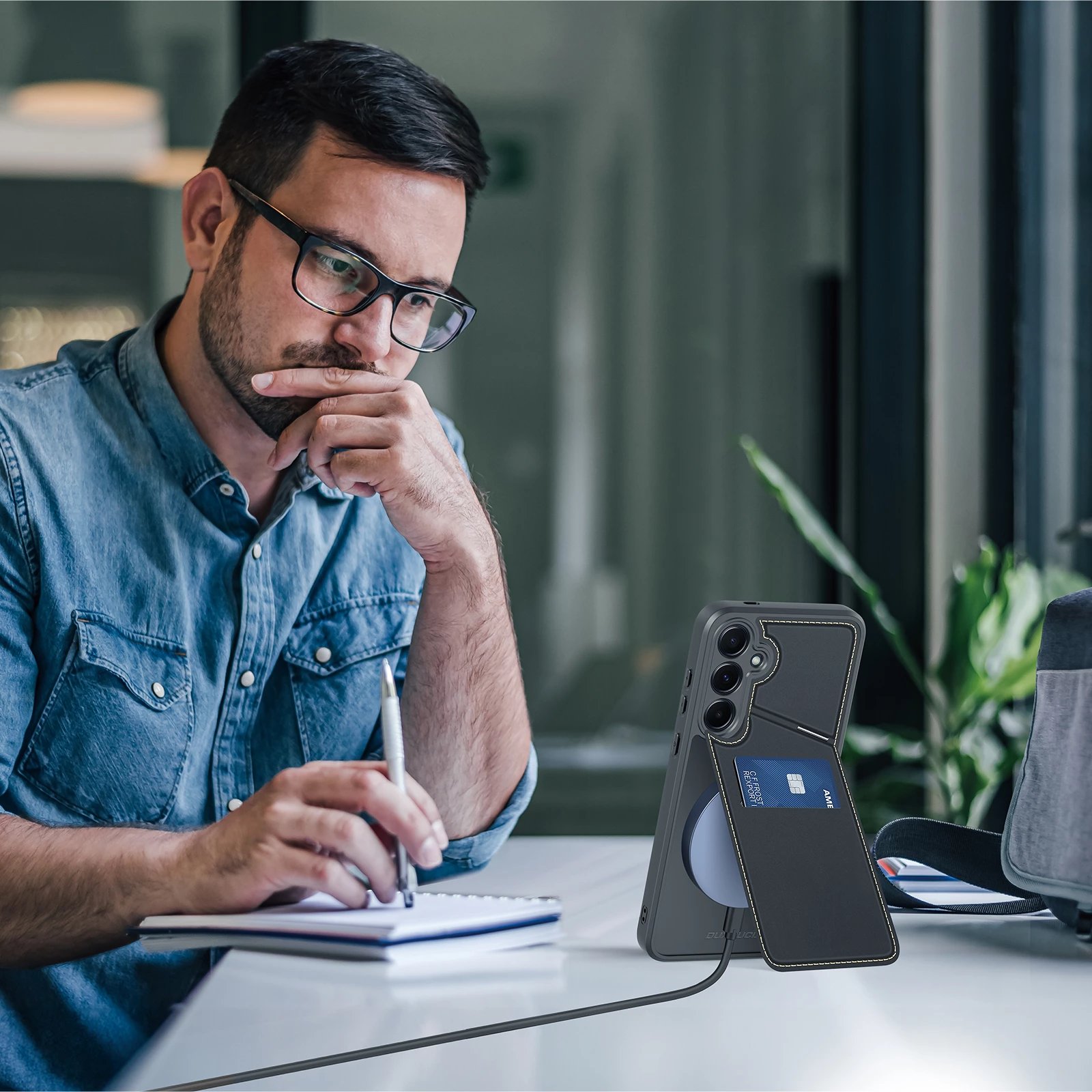 Mbështjellës Dux Ducis Rafi II për Samsung Galaxy S25, me stand, portofol, MagSafe, e zezë