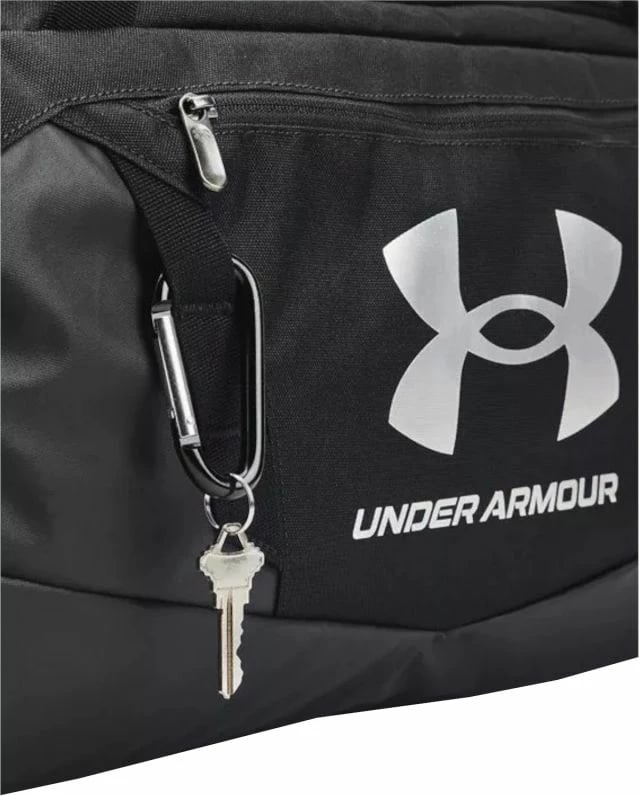 Çantë Under Armour për stërvitje, e zezë