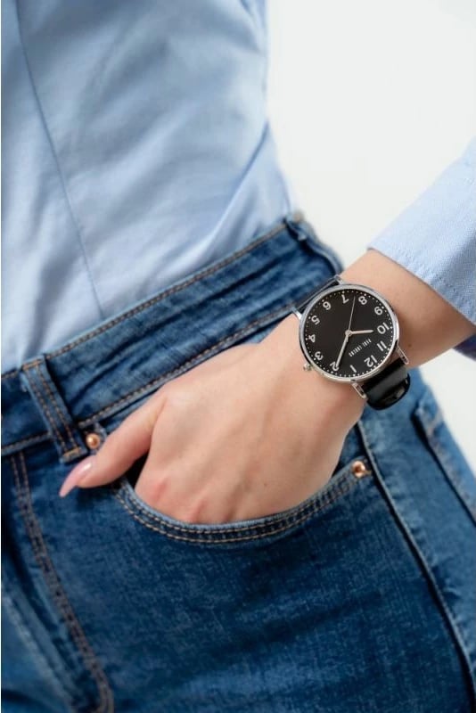 Orë dore për femra Paul Lorens, e zezë