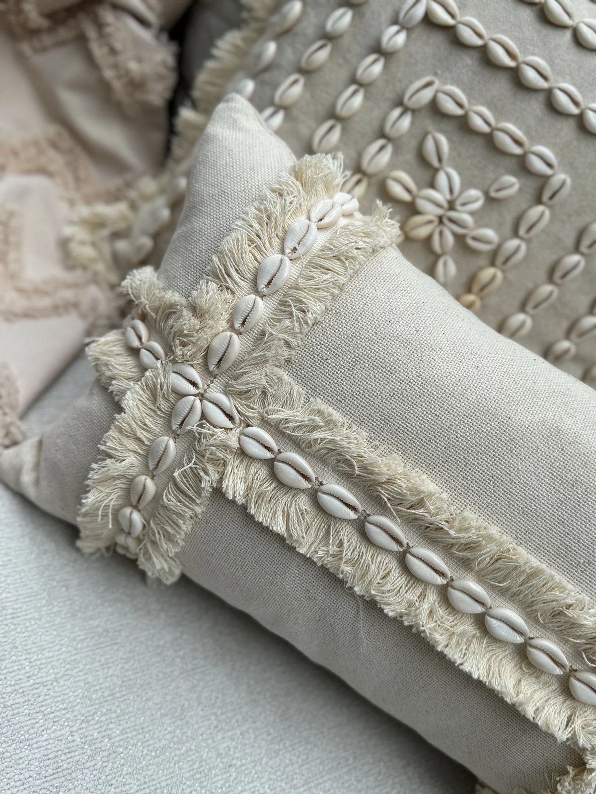 Jastëk dekorativ, mbulesë, ngjyrë bezhë, Den001