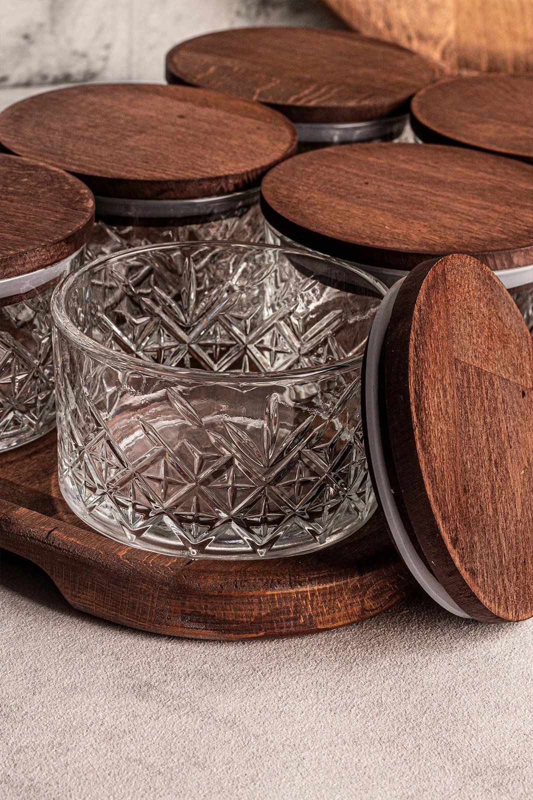 Set pjatash qelqi me kapak druri, 13 copë, Hermia Concept, Milla 6