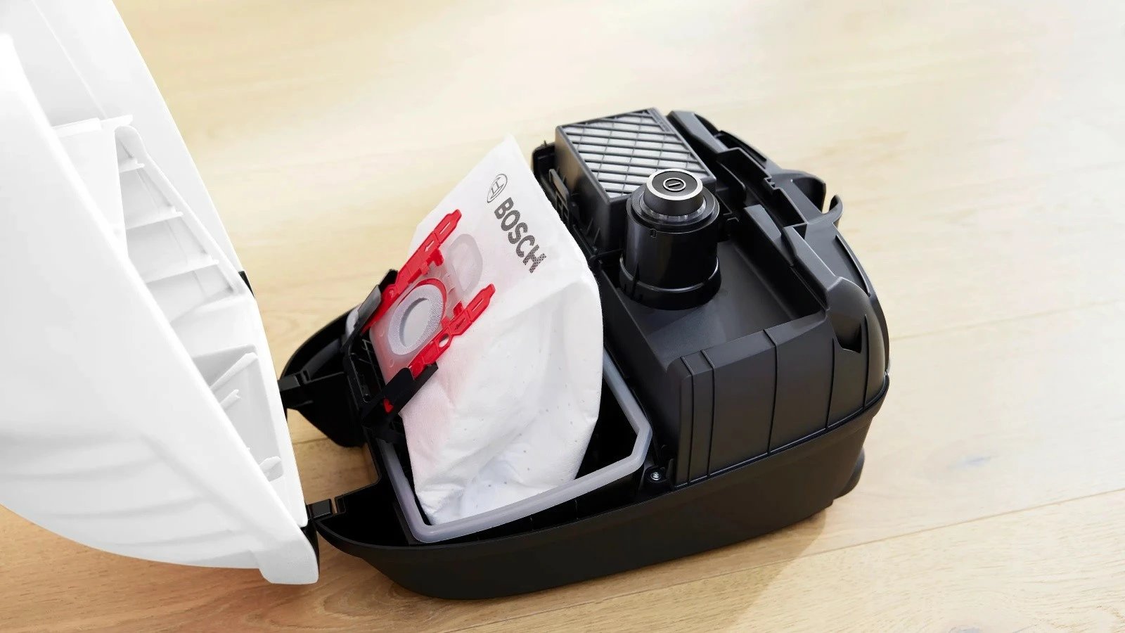 Fshesë me qese, Bosch, BGB6SIL1, ProSilence 66 dB, filtër HEPA, rreze 12 m, e bardhë