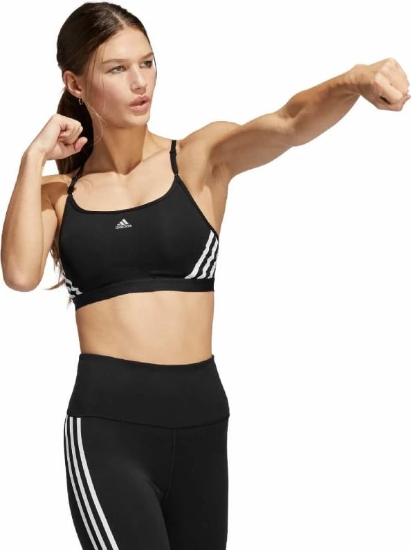 Sportele për femra adidas, të zeza