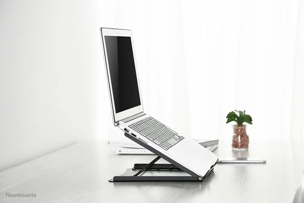 Stendë laptopi Newstar NSLS075BLACK, çelik, 10-16 inç, i palueshëm, i zi
