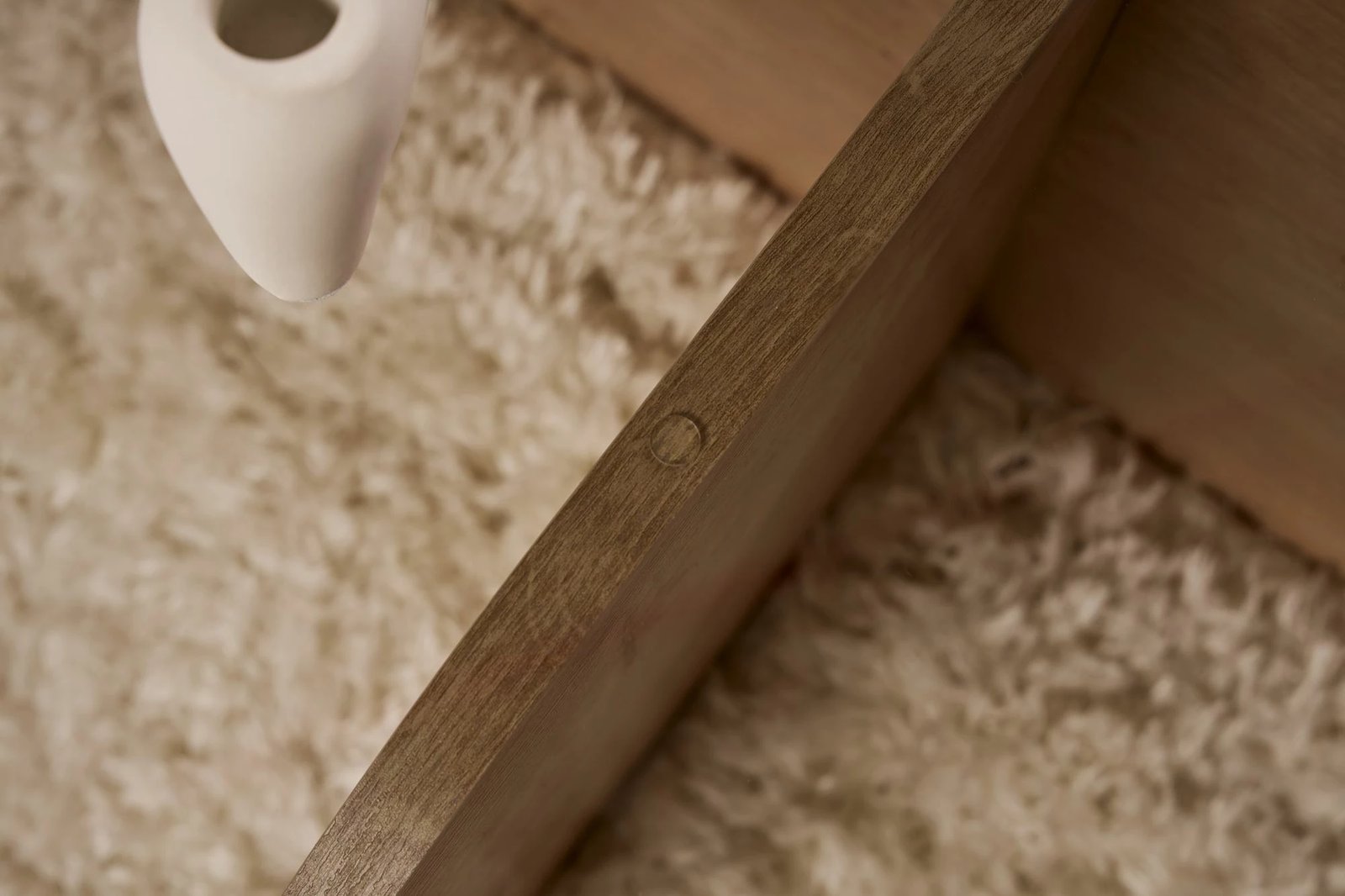 Tavolinë kafeje Nordure, Aeris, ngjyrë lis safir, fume