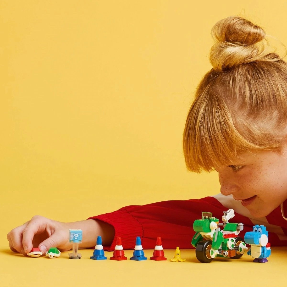 Set ndërtimi LEGO Super Mario Mario Kart Yoshi Bike 72031, 133 pjesë, me Light-Blue Yoshi