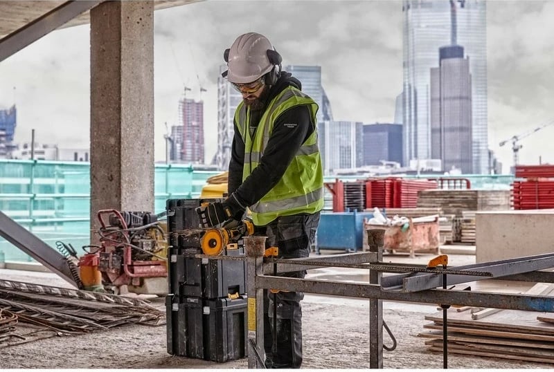 Lëmues rripi DeWALT DCG418NT-XJ, 9000 RPM, me bateri, zi/verdhë