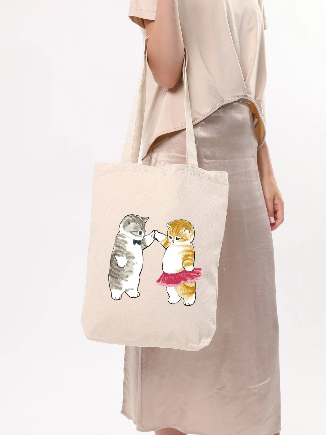 Torbë tote Zoozie Bags, krem, 35x40x8cm, me mace të vizatuara