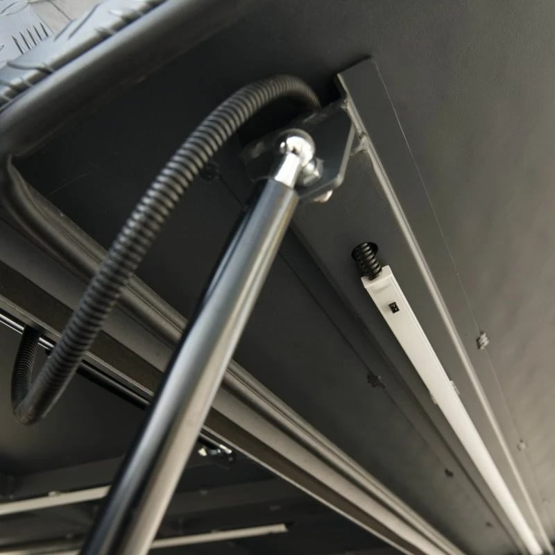 Kapsulë ndërtimi për kamioneta Offlander