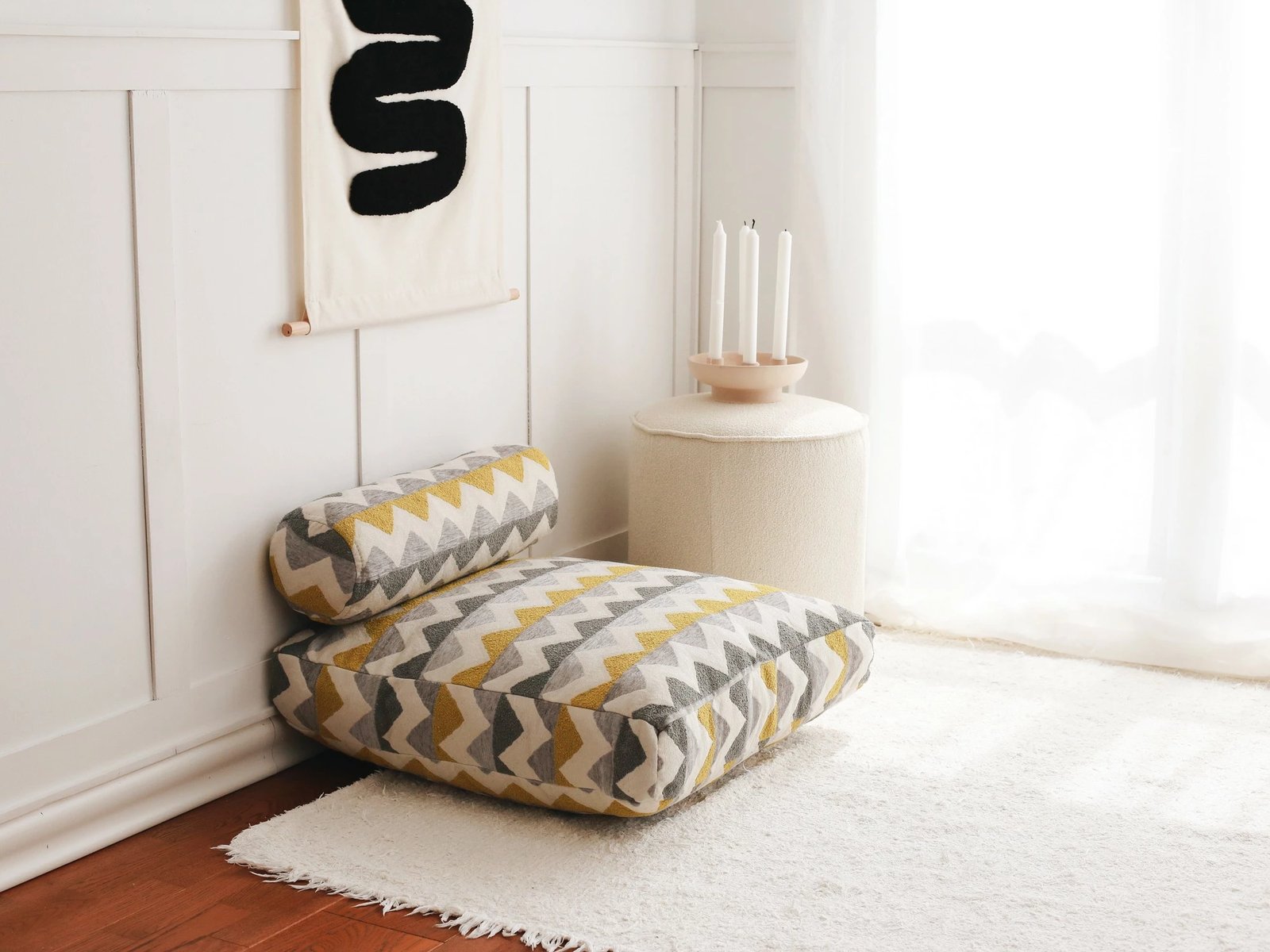 Jastëk Atelier del Sofa, dizajn zikzak, shumëngjyrësh