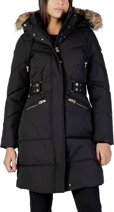 Jakne Guess femra, e zezë