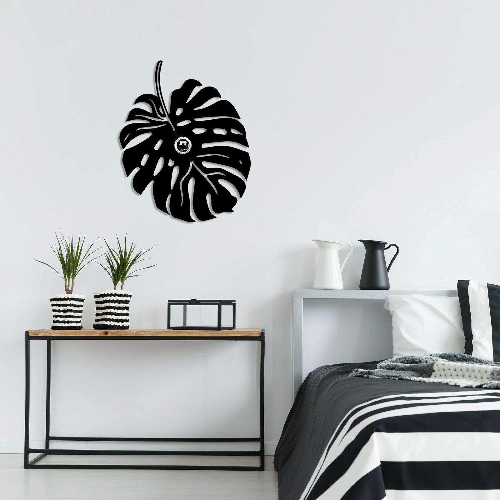 Llambë muri Opviq, dizajn lule e zezë, W-035, 45x12x55 cm Llambë muri Opviq, dizajn lule e zezë, W-035, 45x12x55 cm