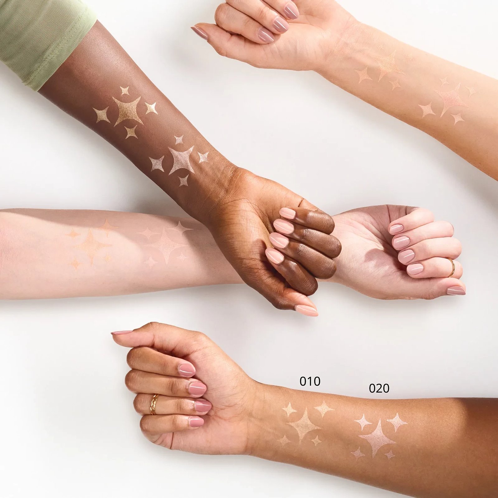 Essence Baby Got Glow Highlighter Stick - 10 Golden Aura